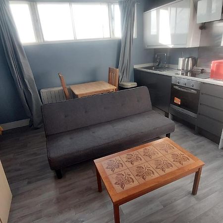 Modern Studio Maidstone - Redecorated Oct 2023 Εξωτερικό φωτογραφία