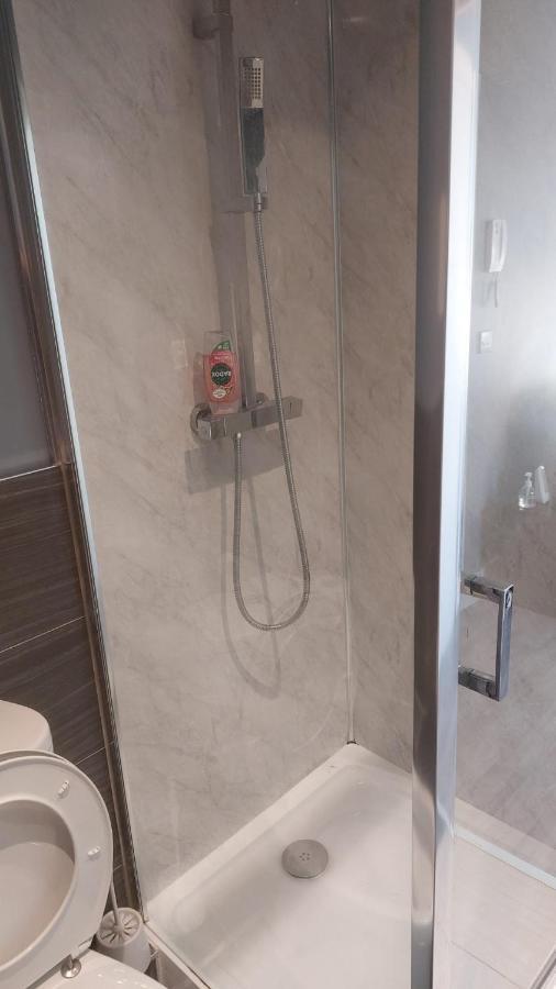 Modern Studio Maidstone - Redecorated Oct 2023 Εξωτερικό φωτογραφία